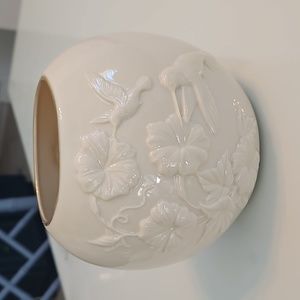 LENOX Four Seasons Vase Collection, 5.5" Summer-The Hummingbird & Morning Glory